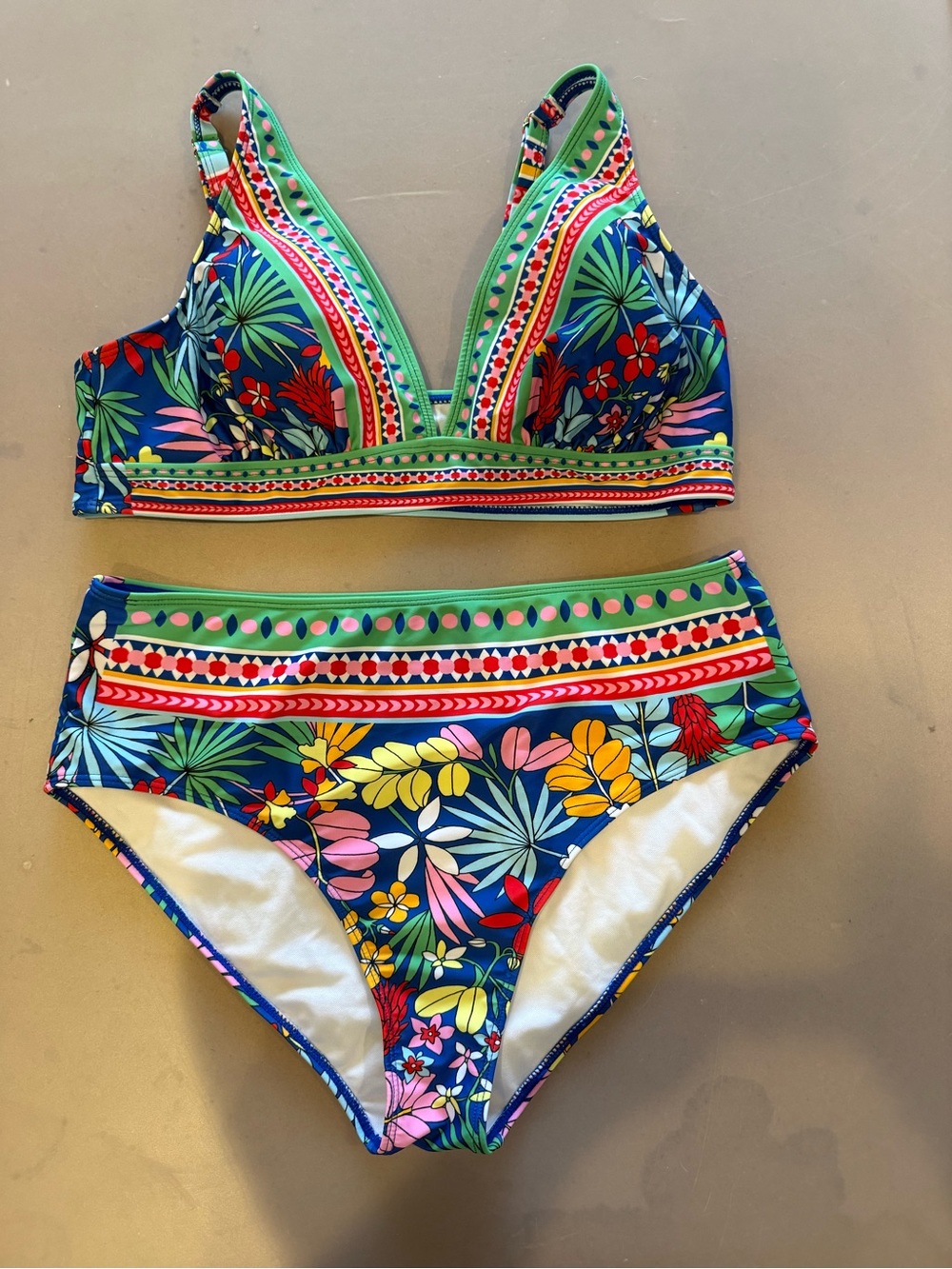 Floral 2-piece Swim Set in Navy and Green